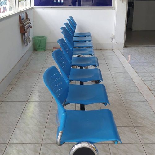 O25 เก้าอี้